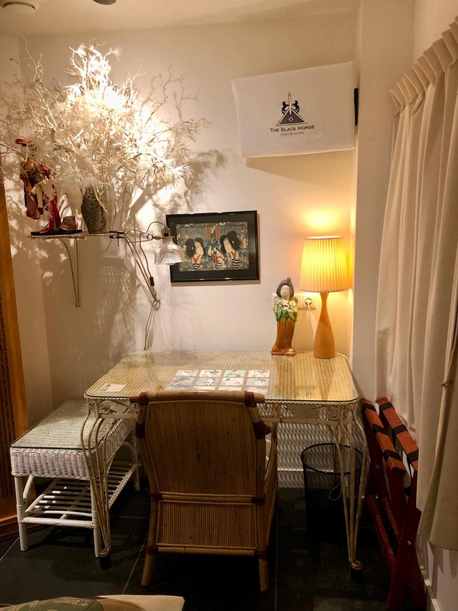 The Black Horse B&B & More Drachten Luaran gambar